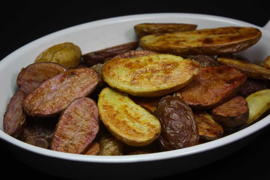 Roasted Fingerling Potatoes - Crispy, flavorful side dish for any meal!
