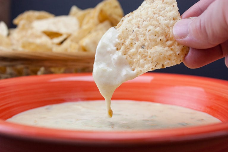 Restaurant Style Queso Dip