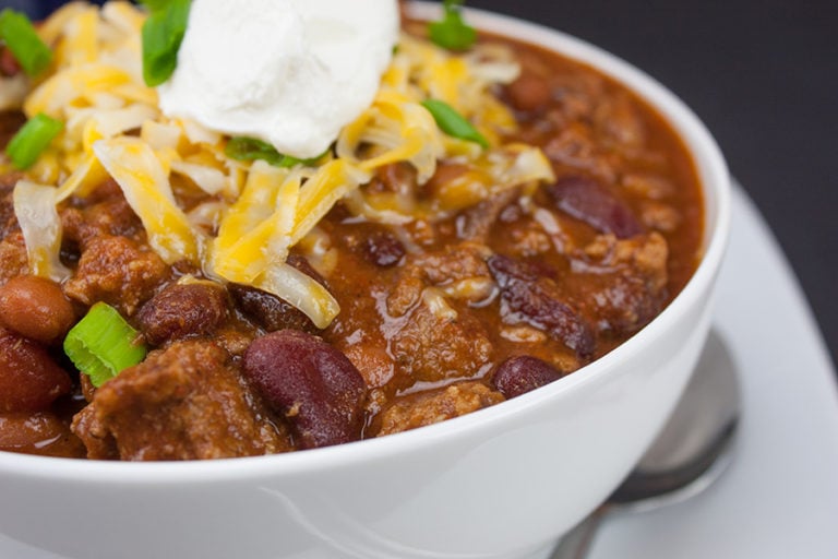Thick and Hearty Homestyle Chili Recipe