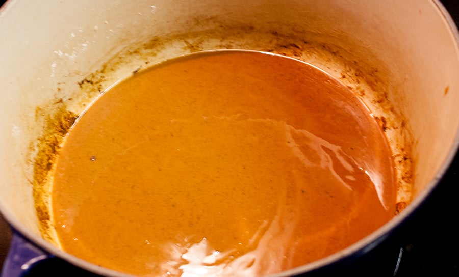 Cooked roux in a dutch oven.