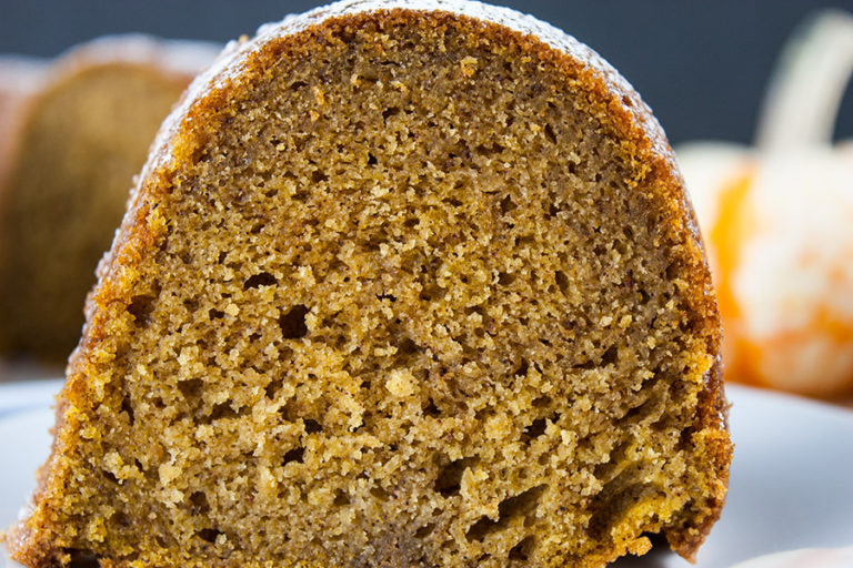 Easy Moist Pumpkin Spice Bundt Cake