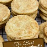 Slightly crisp edges, cinnamon sugar crackle top with a soft chewy center. That's the classic Snickerdoodle cookie in a nutshell.#snickerdoodle #cookies