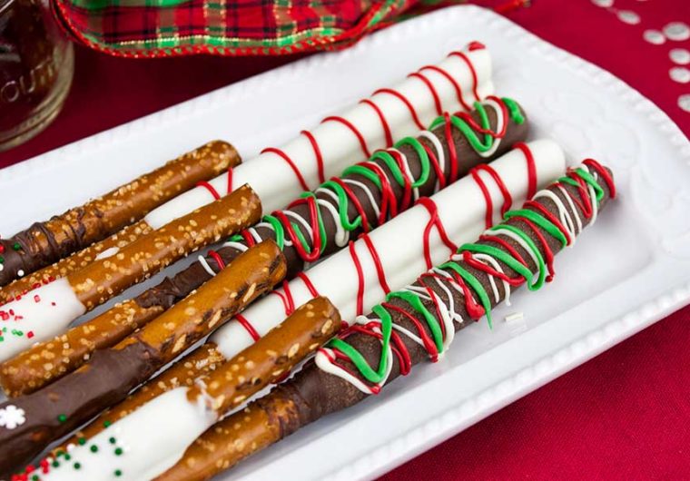 Chocolate Covered Pretzel Rods - Super easy and fun treat to make and gift during the holidays. Beautiful, edible, salty-sweet treats everyone loves!