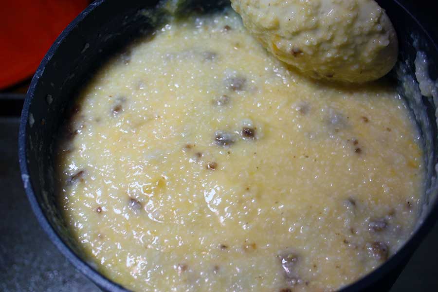 Fried Grit Cakes - grit mixture in a sauce pan