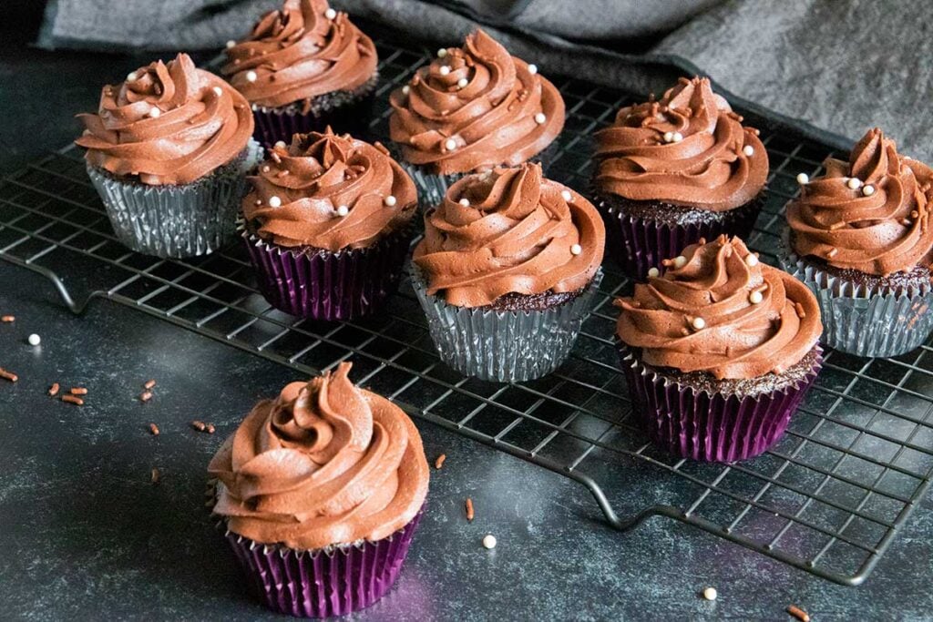 chocolate cupcakes