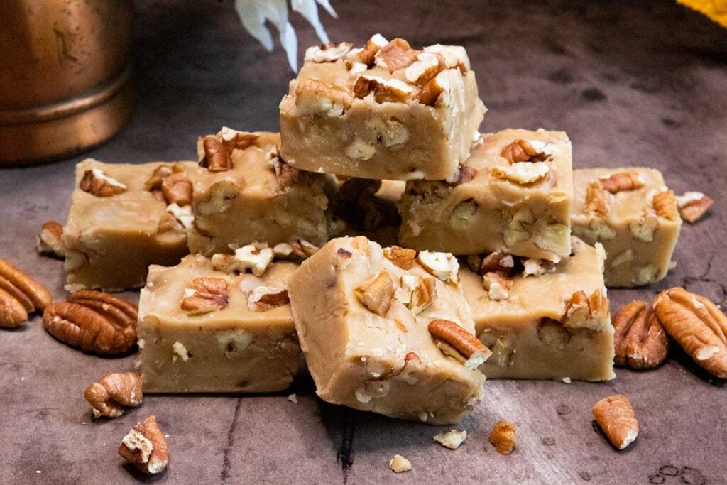 Butter pecan fudge on sheet pan.