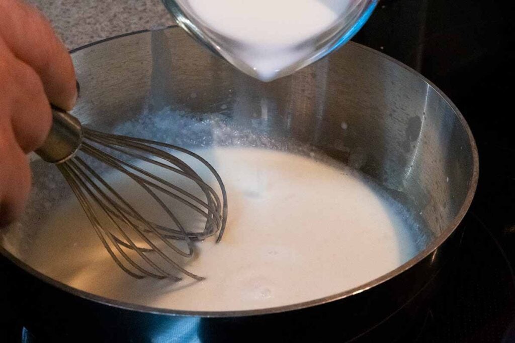 making a bechamel sauce