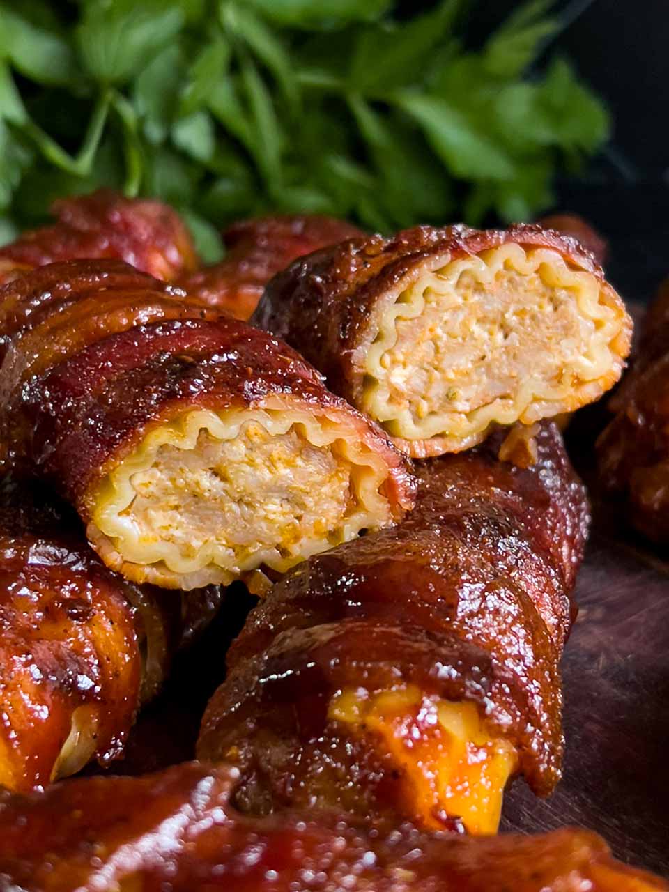 https://www.dontsweattherecipe.com/wp-content/uploads/2022/08/smoked-shotgun-shells-italian-sausage-06.jpg