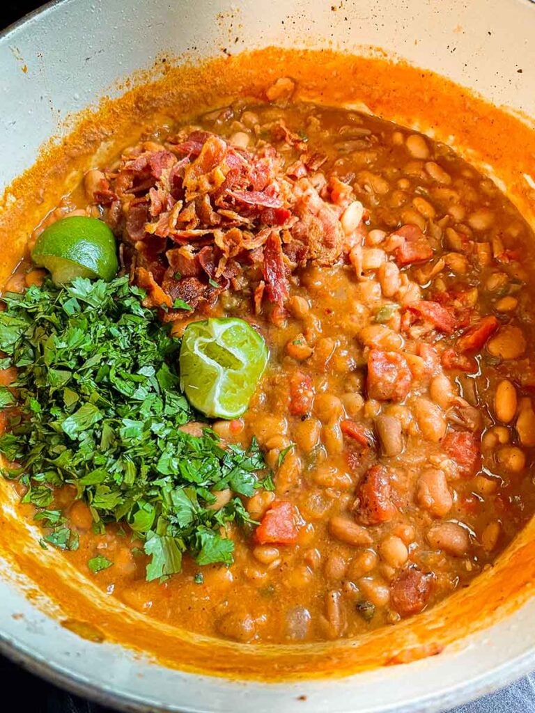 Borracha beans in a dutch oven.