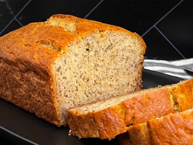 Easy And Moist Banana Bread Recipe